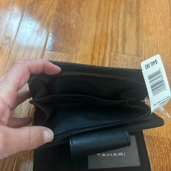 Tahari Wallet - Picture 4 of 4